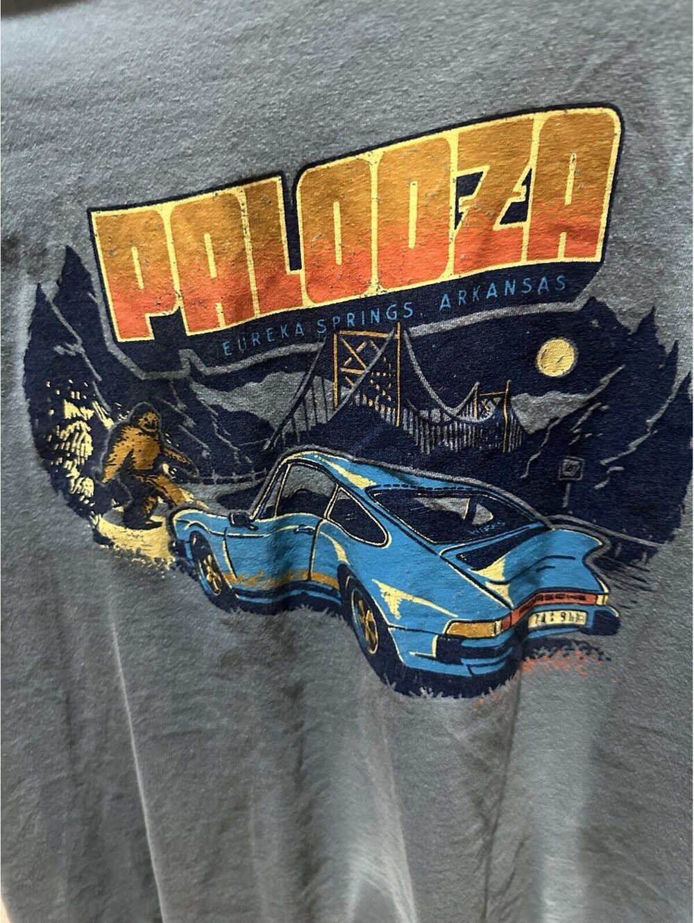 Paloosa Eureka Springs Arkansas Bigfoot Porsche Graphic Tee L Comfort Colors